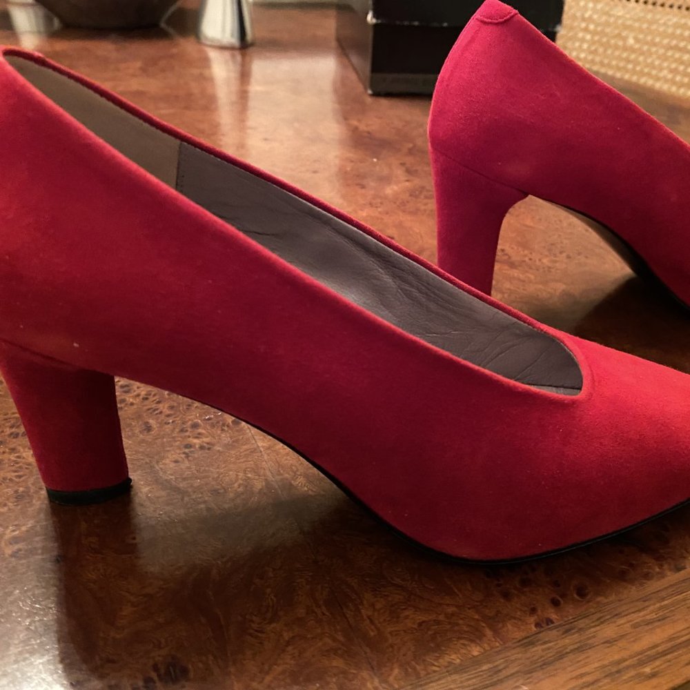 Anne Klein Red Suede Heels